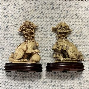 Book Ends - Chinese Dogs